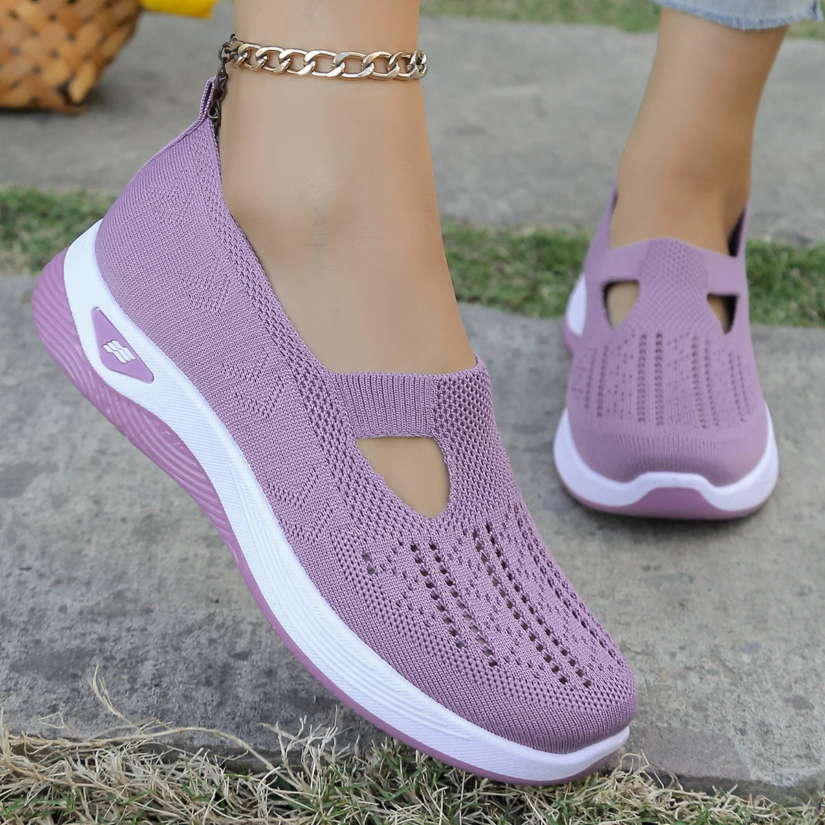 Women’s Lightweight Casual Flat Sneakers
